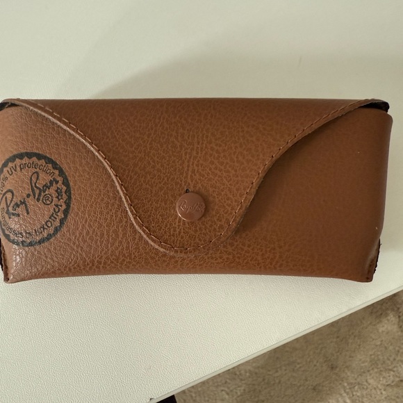 Ray-Ban Sunglasses with Gold Frame and Green Lenses - Picture 2 of 4